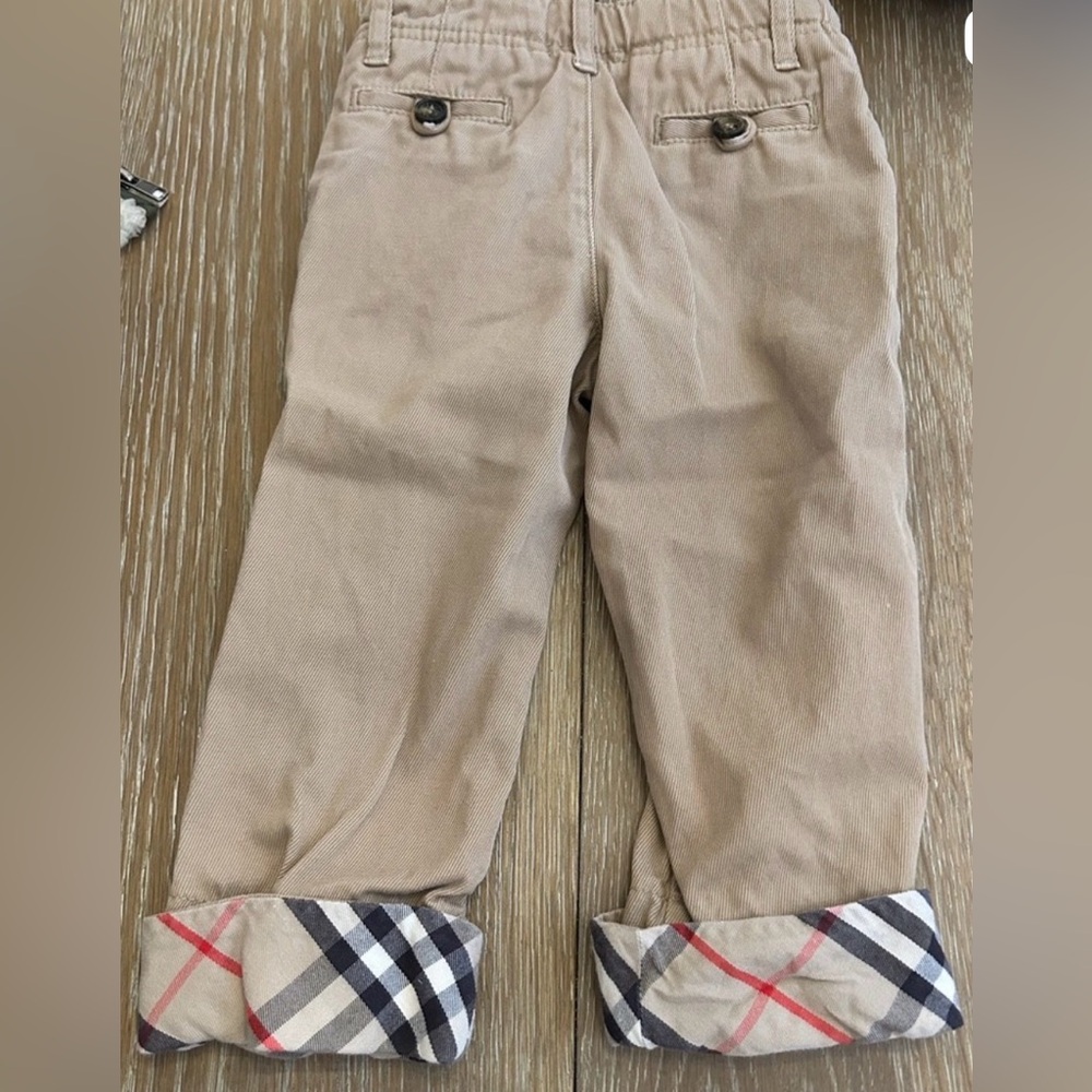 BURBERRY Plaid Shirt and Khaki Pants Set with Brown Boots - Picture 7 of 7